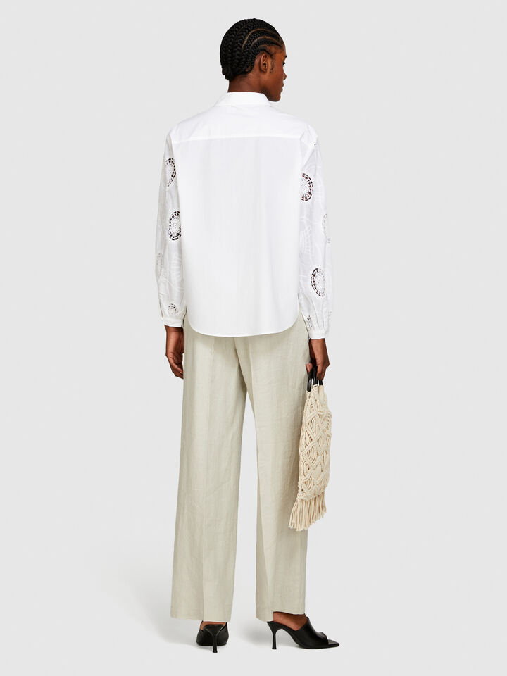 Shirt with embroidered and knotted sleeves - women's shirts - White | Sisley image number 3